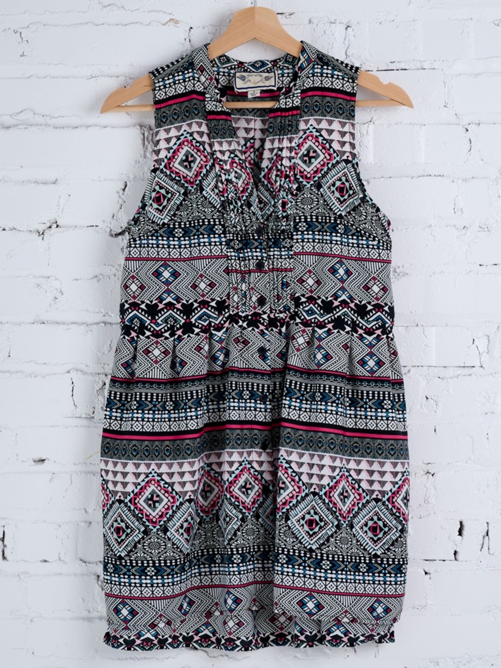 Anthropologie Geometric Print Sleeveless Tunic in Black, White & Pink